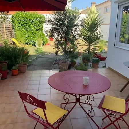 Charmant Studio Apartment